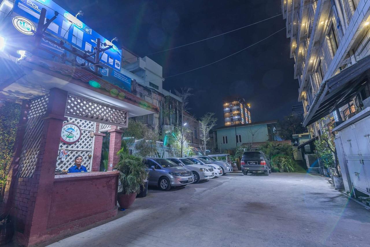 Sunrise Hotel Mandalay Buitenkant foto