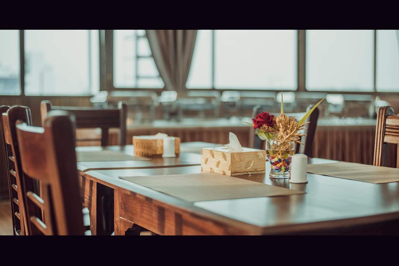 Sunrise Hotel Mandalay Buitenkant foto