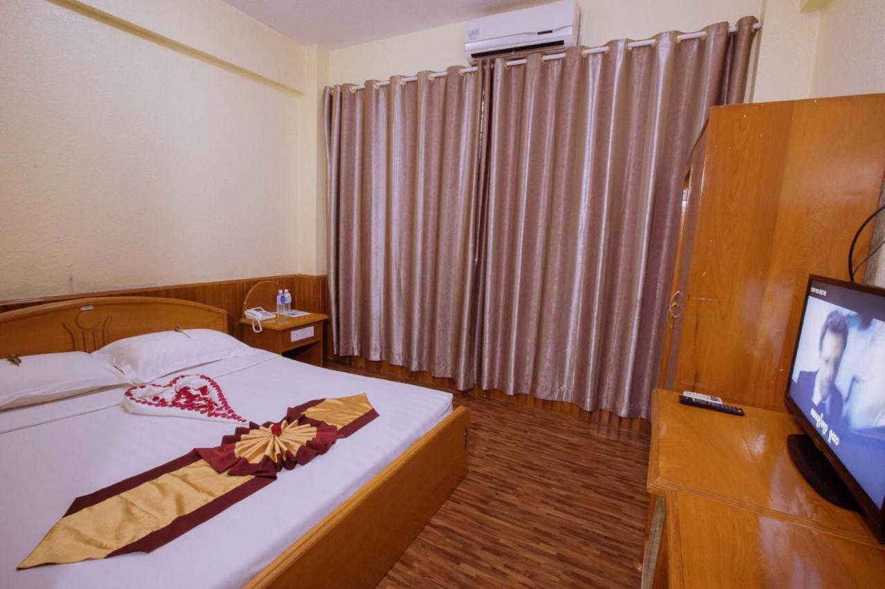 Sunrise Hotel Mandalay Buitenkant foto