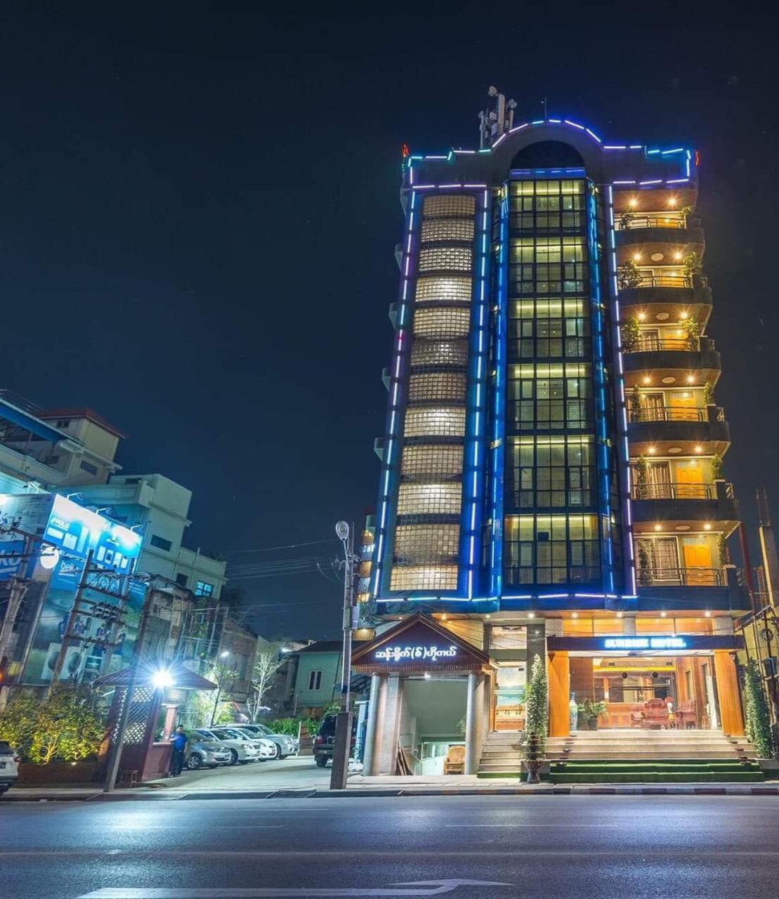 Sunrise Hotel Mandalay Buitenkant foto